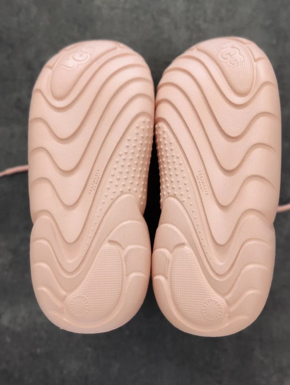 Women’s Casual Lace-Up Sneakers in Blush Pink